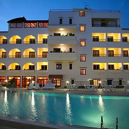 Forte Hotel Hotel 4*