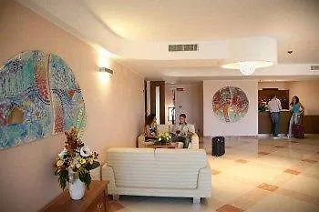 ホテル Forte Hotel ヴィエステ